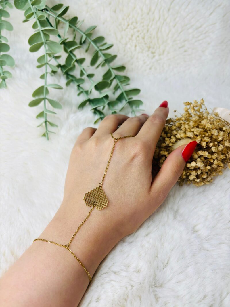 Çelik Gold Şahmeran