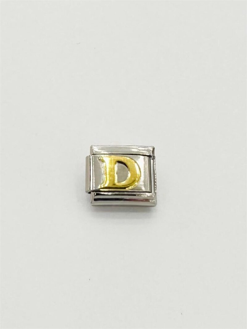 Çelik Charm Harf D