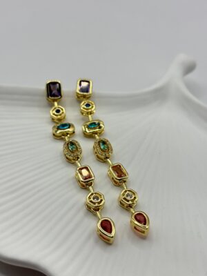 Gold Renkli Taşlı Sallantılı Küpe