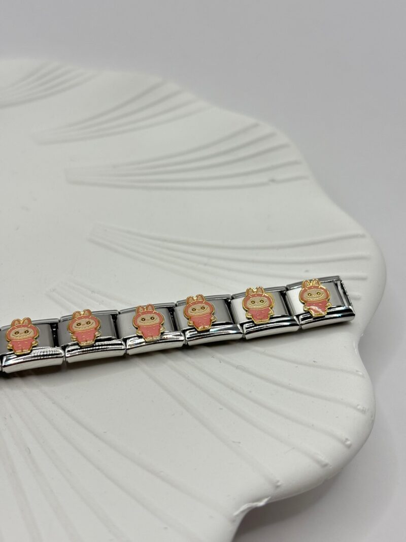 Çelik Charm
