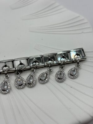 Çelik Charm