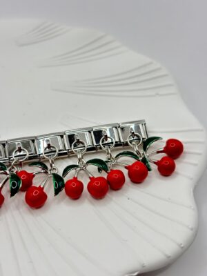 Çelik Charm