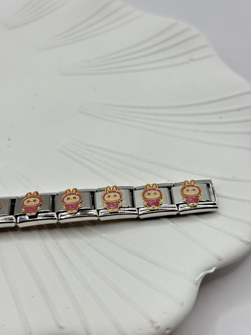 Çelik Charm