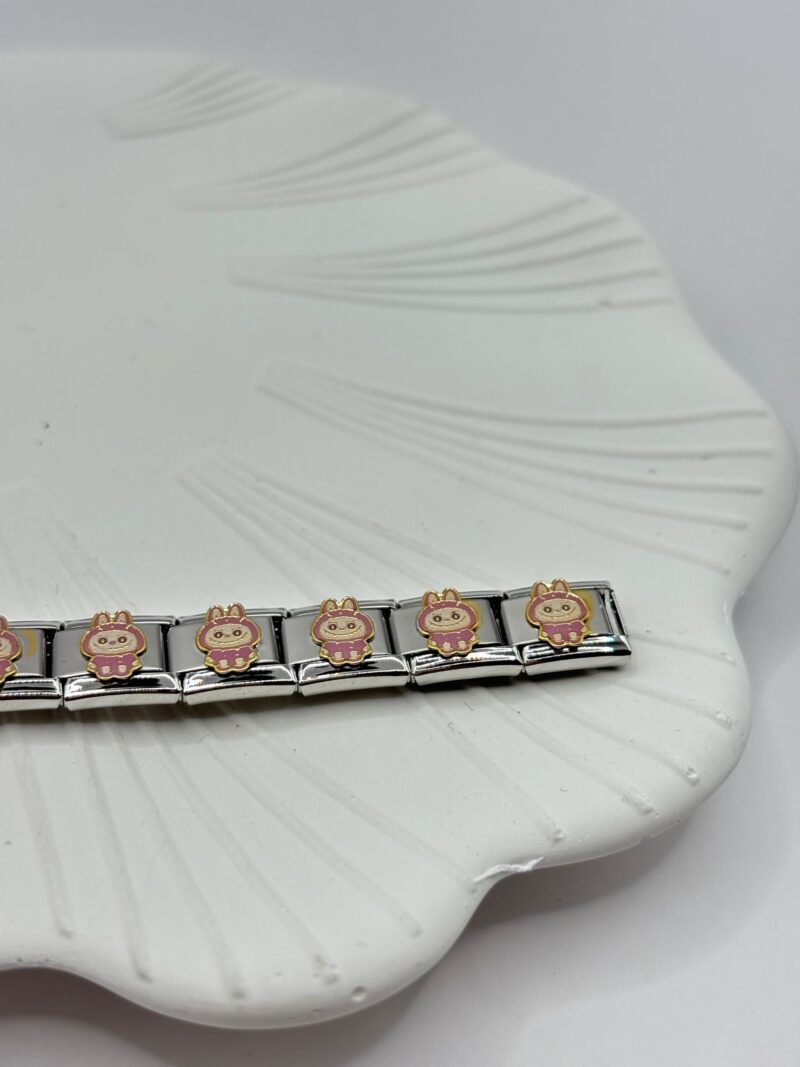 Çelik Charm