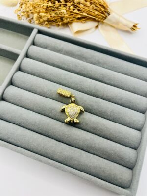 Çelik Ajda Kurbağa Charm