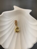 Çelik C Harf Ajda Charm