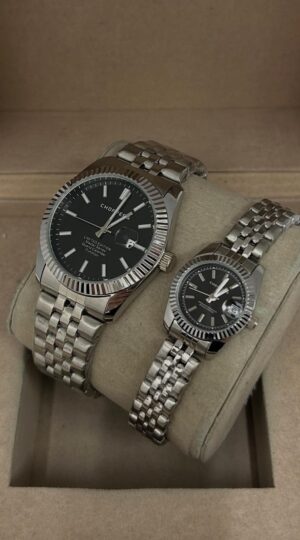 Çelik Takvimli Çift Saati