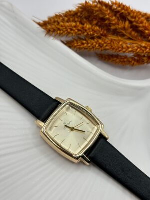 Kayışlı Kadın Kol Saati