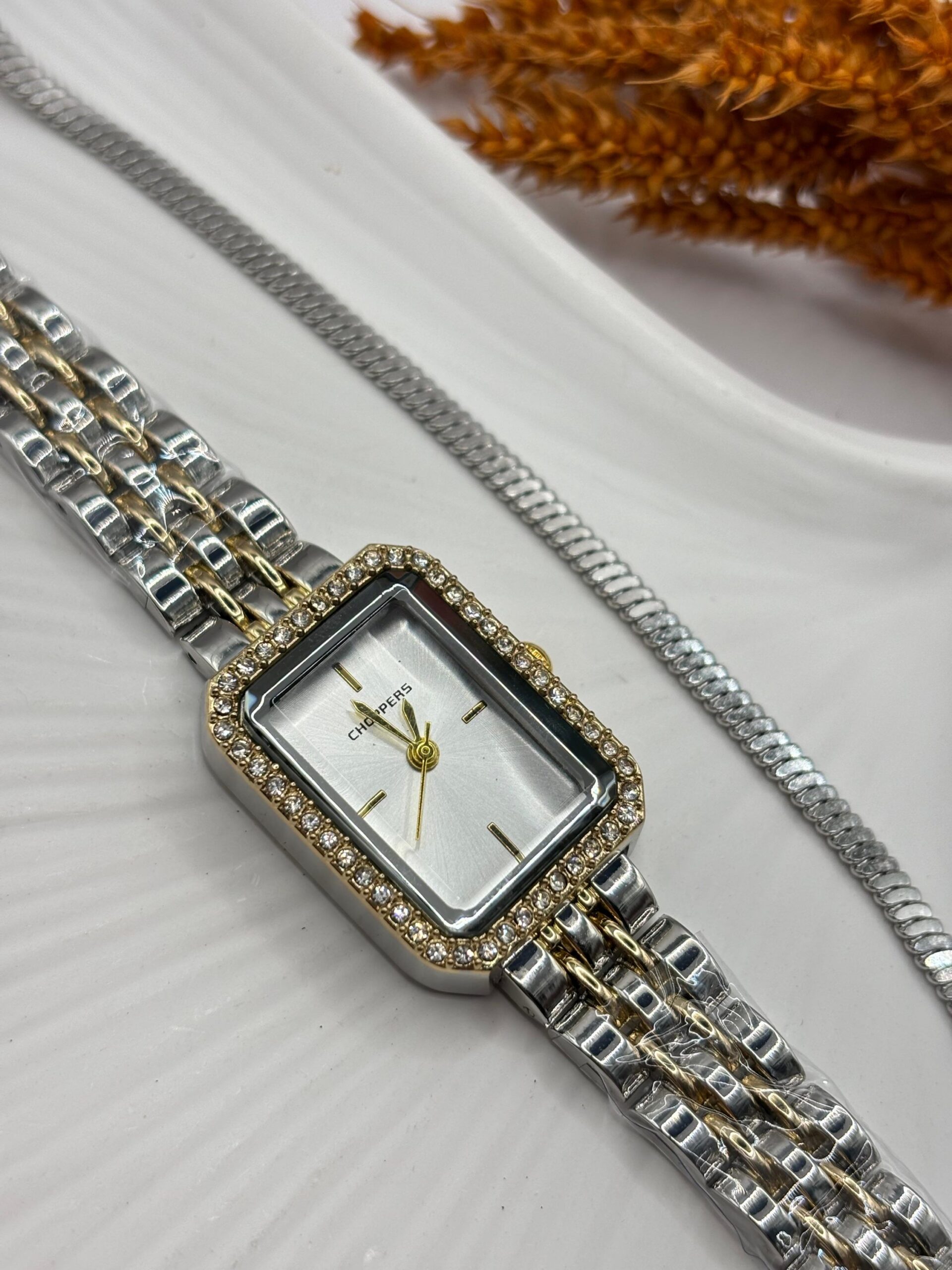 Kadın Kol Saati Bileklik Seti 1 Kadın Kol Saati Bileklik Seti