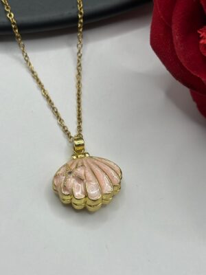Çelik Pembe İstiridye Kapaklı Kolye
